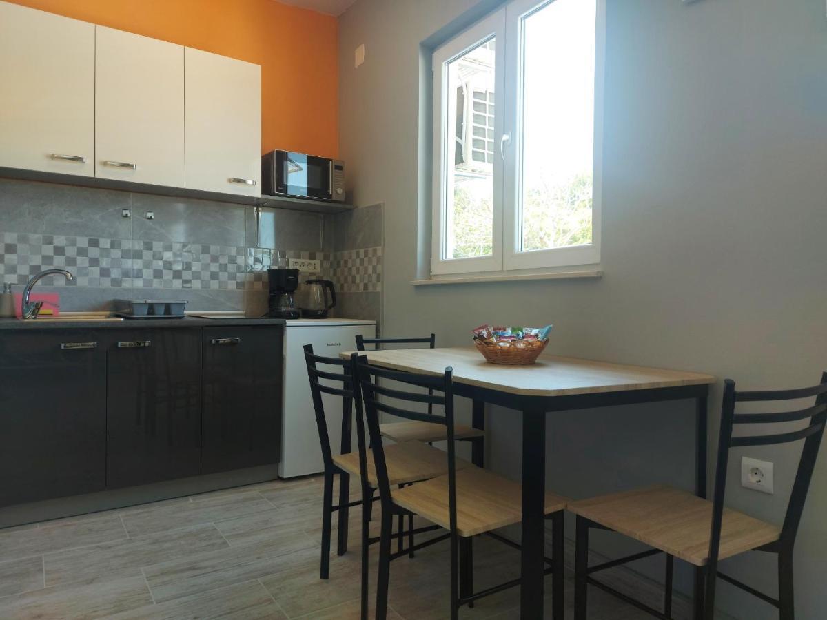 Studio Apartment Palmira Ližnjan エクステリア 写真